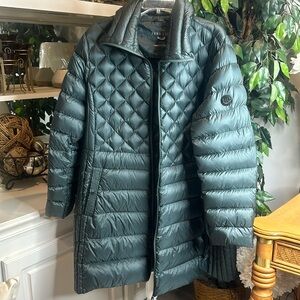 EUC Bernardo Womens Dark/Pine Green Packable Long Down Feather Coat, 3X